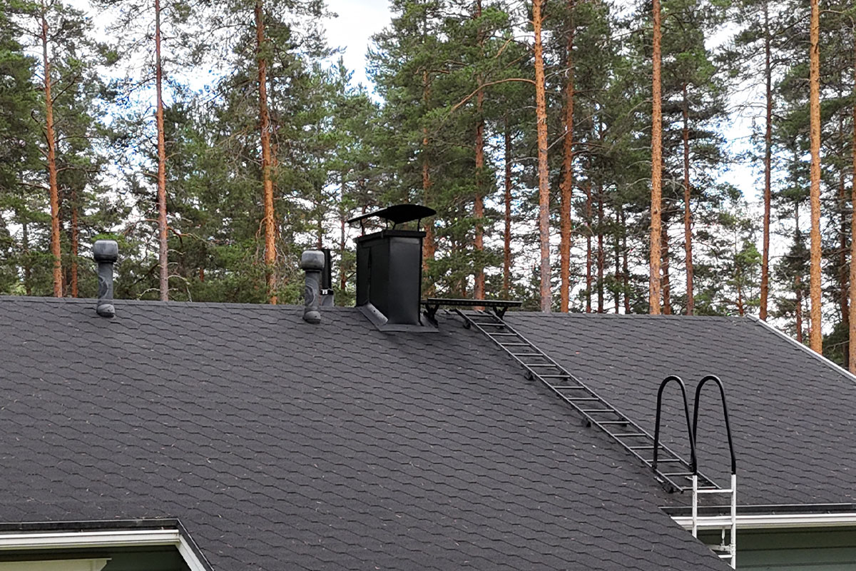 Huopakaton korjaus saaressa Kouvola 