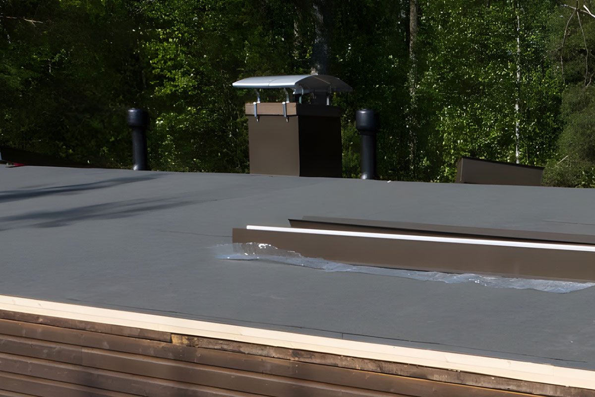 Omakotitalon tai kesämökin bitumikattoremontti Kaarina