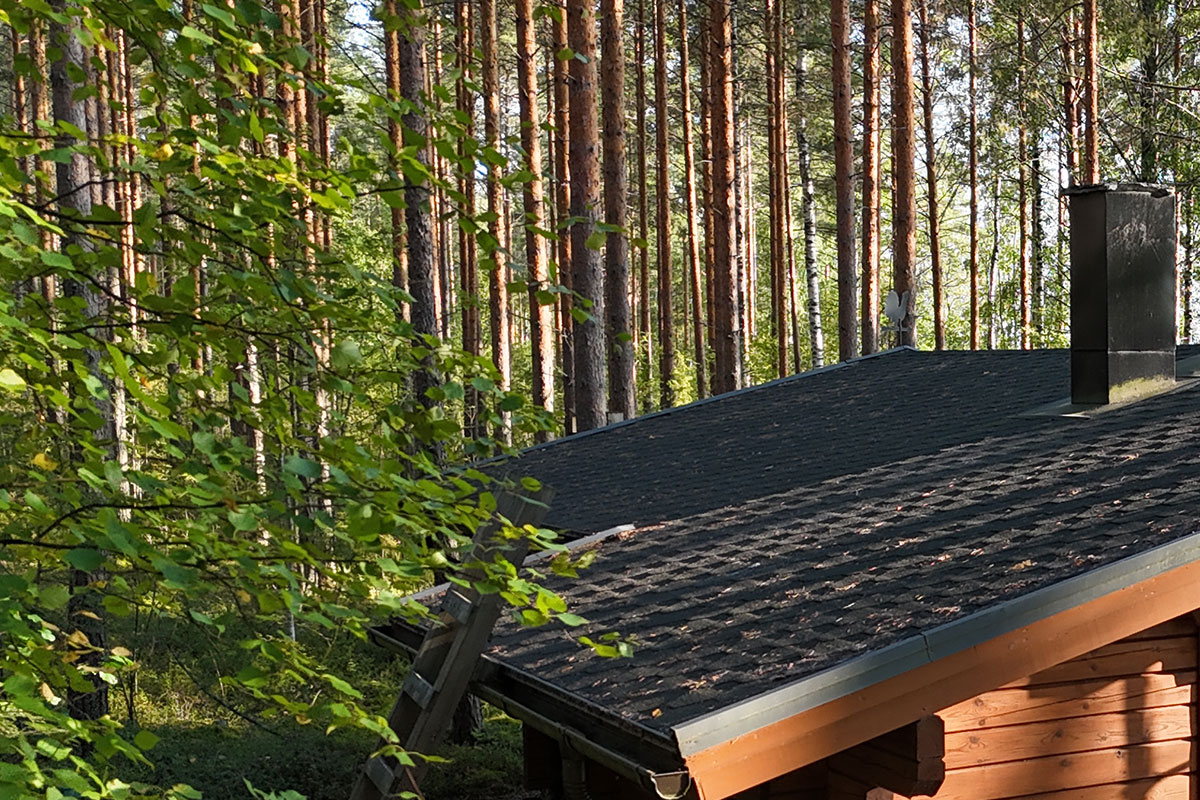 Omakotitalon, kesämökin huopakaton korjaus Lieto 