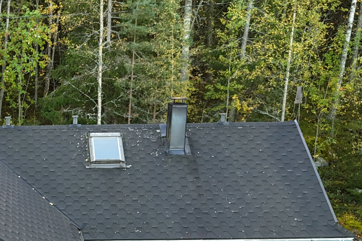 Omakotitalon, kesämökin huopakaton korjaus Vehkalahti 