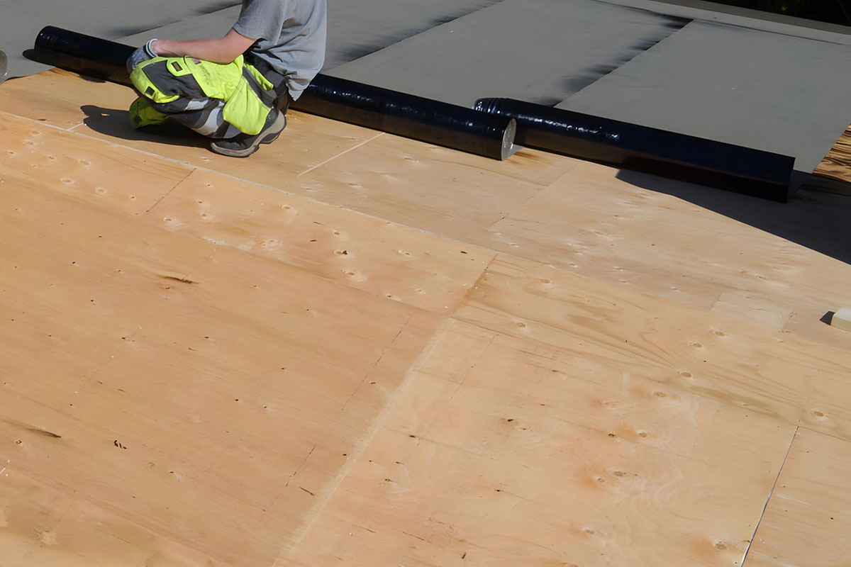 Omakotitalon tai kesämökin bitumikattoremontti Jurva 