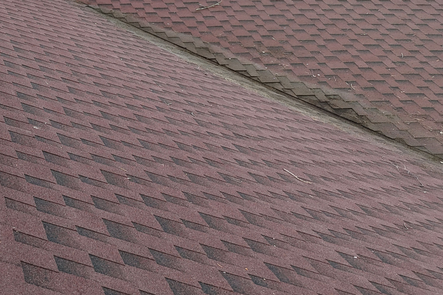 Omakotitalon, kesämökin huopakaton korjaus Jämsä 