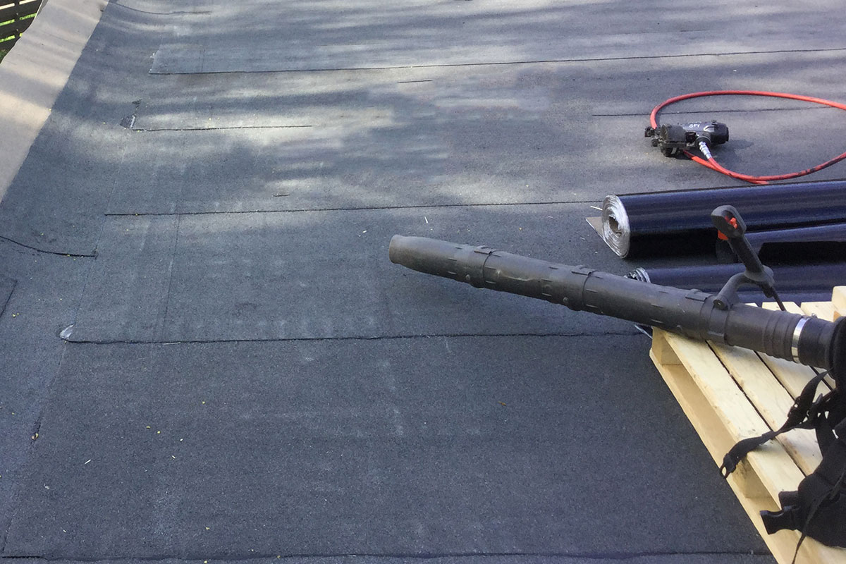 Bitumikattoremontti saaressa Masku